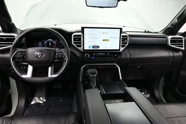 Used 2025 Lunar Toyota Platinum image 17