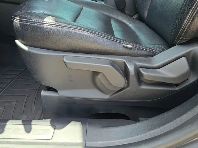 Used 2021 Gray Ford Base image 30