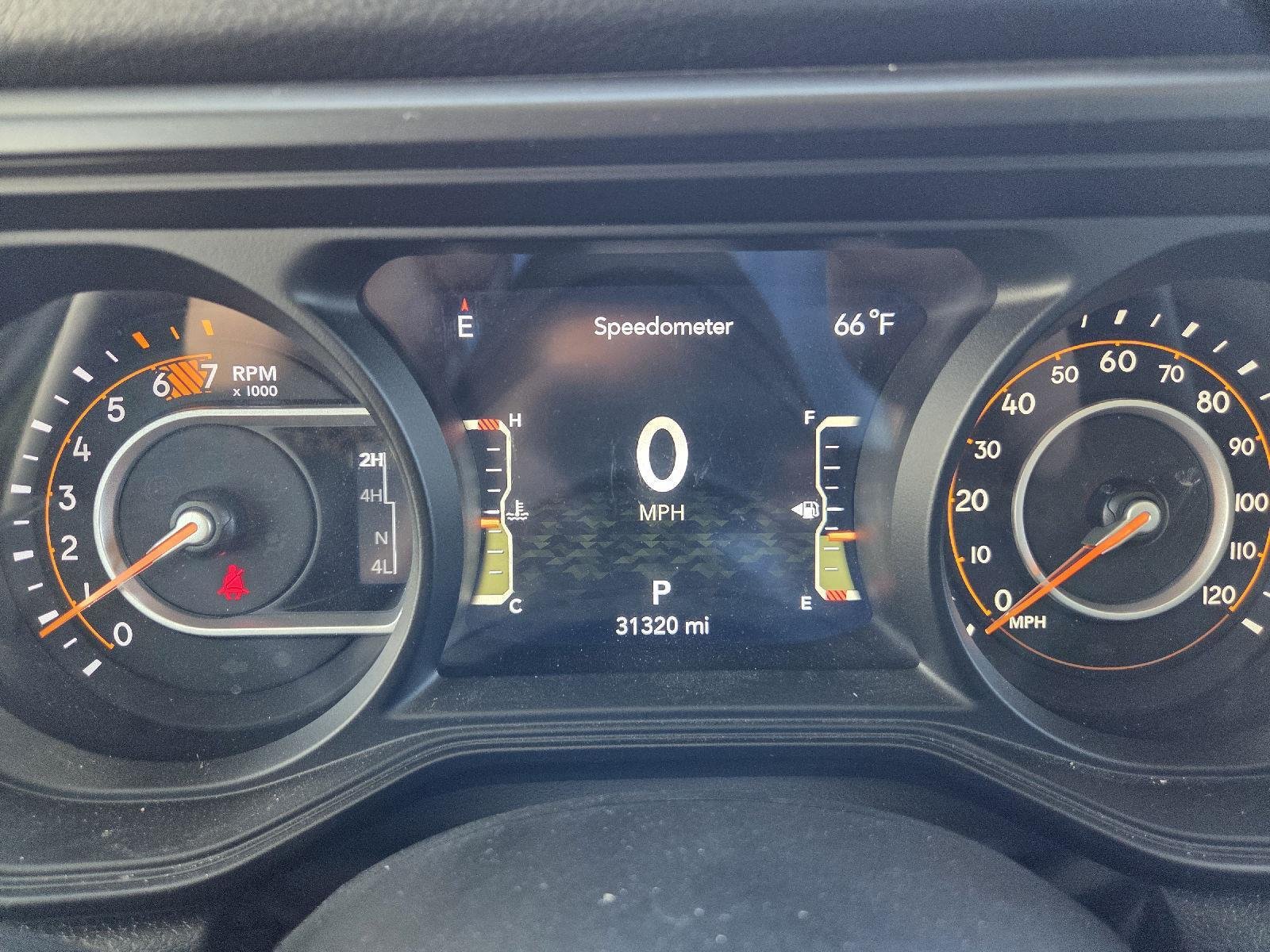 Used 2024 YELLOW JEEP SPOR image 13