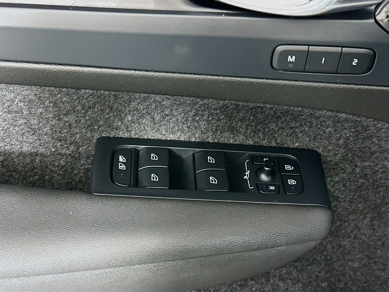 Used 2023 Gray Metallic Volvo Ultimate image 17