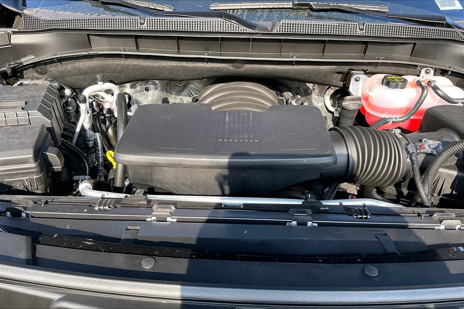 2026 Chevrolet Tahoe Z71 - Photo 16