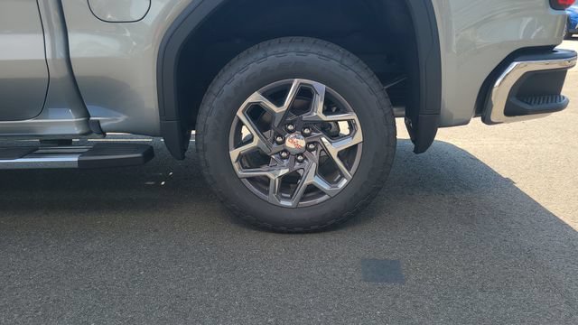 2026 GMC Sierra 1500 SLT - Photo 9