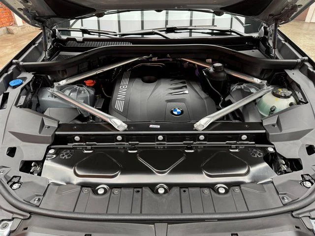 Used 2026 Gray BMW xDrive40i image 28