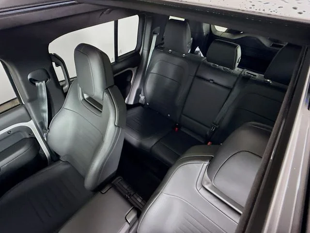 New 2026 Borasco Grey Land Rover  OCTA image 14