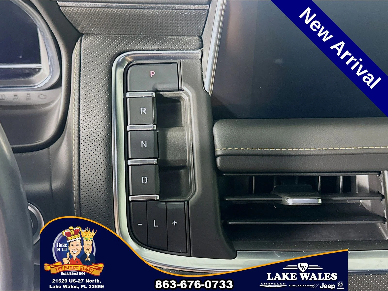 Used 2022 Gray GMC AT4 image 17