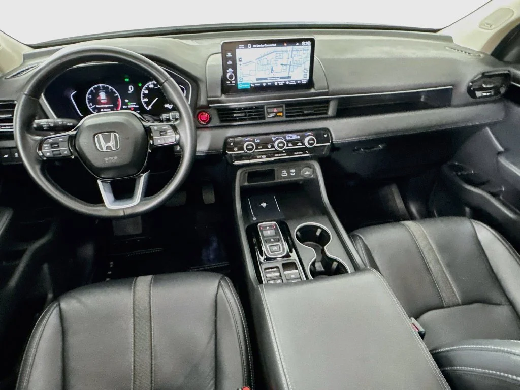 Certified Used 2024 Platinum White Pearl Honda Touring image 30