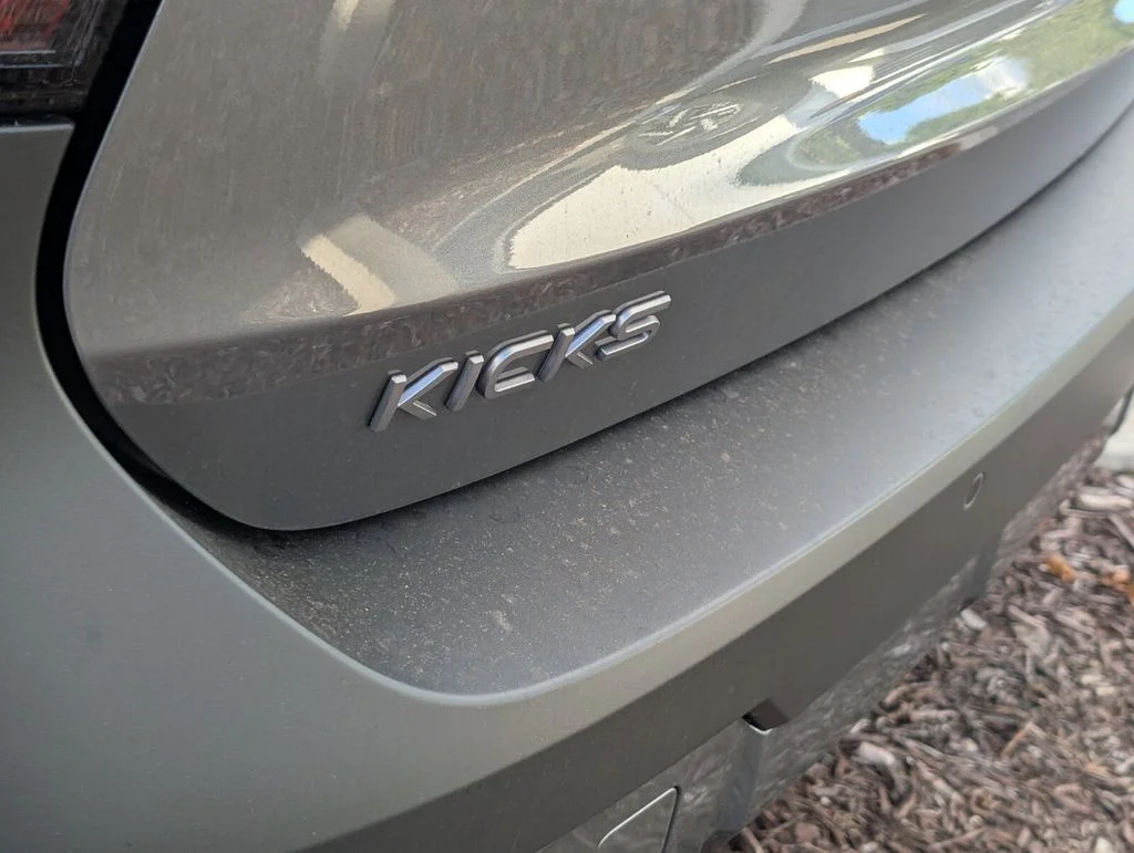 2026 Nissan KICKS SR - Photo 9