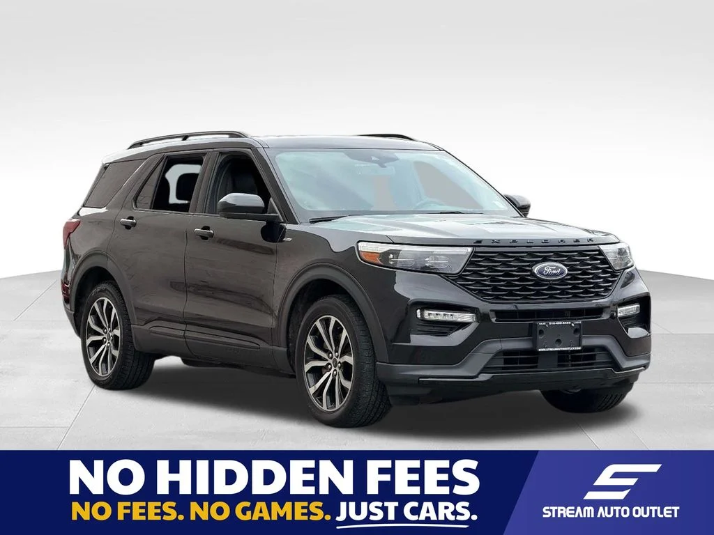 Used 2022 Black Ford ST-Line image 1
