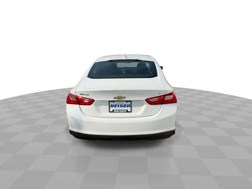 Used 2016 White Chevrolet LT image 7
