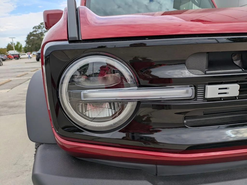 New 2026 Ruby Red Metallic Tinted Clearcoat Ford Outer Banks image 9