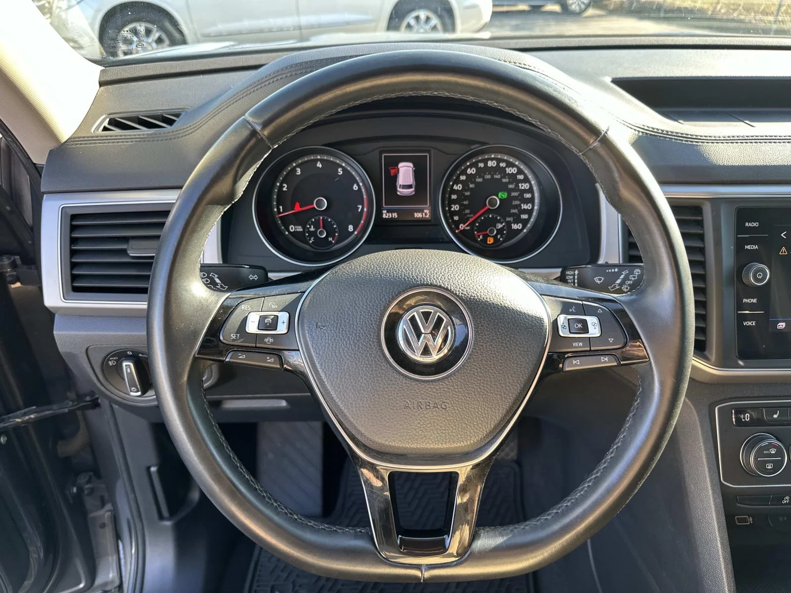 Used 2019 Gray Volkswagen 2.0T SE w/Technology image 14