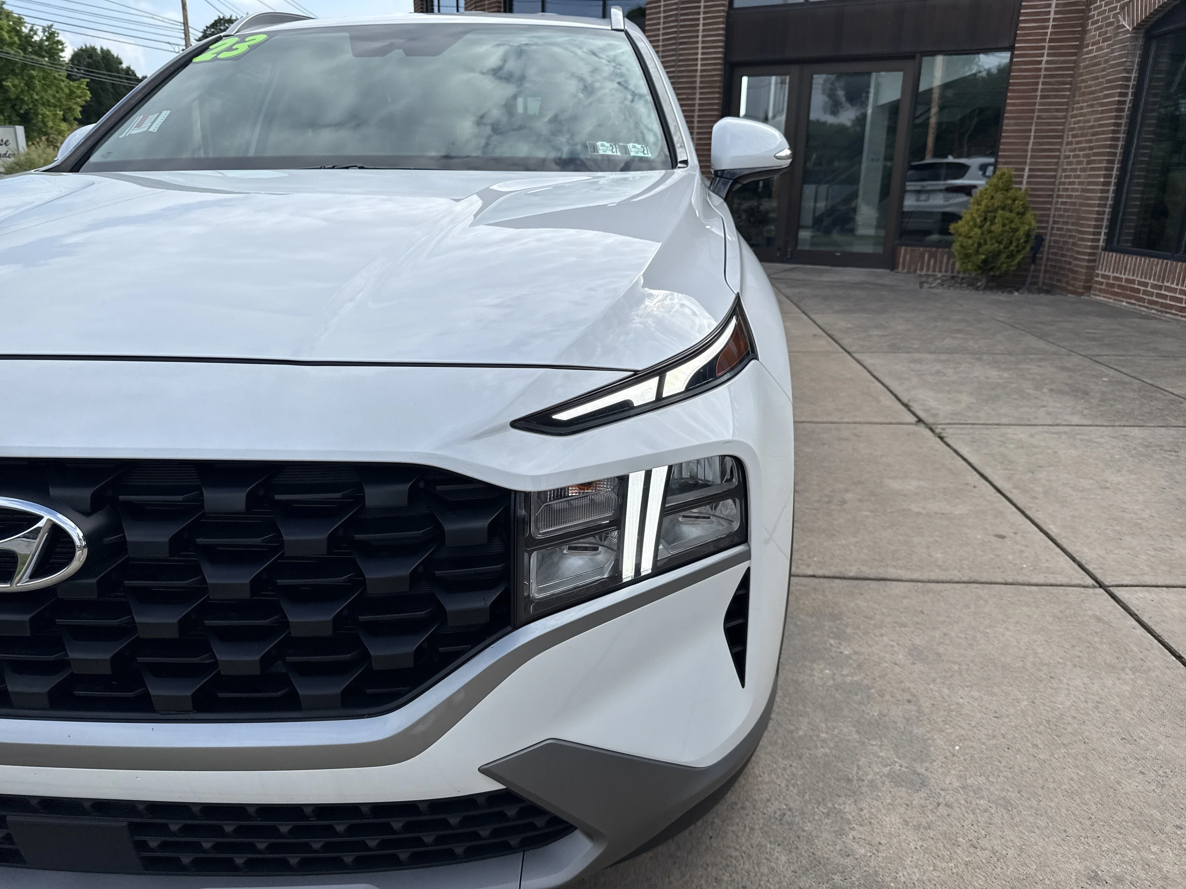 Used 2023 Serenity White Pearl Hyundai SEL image 10