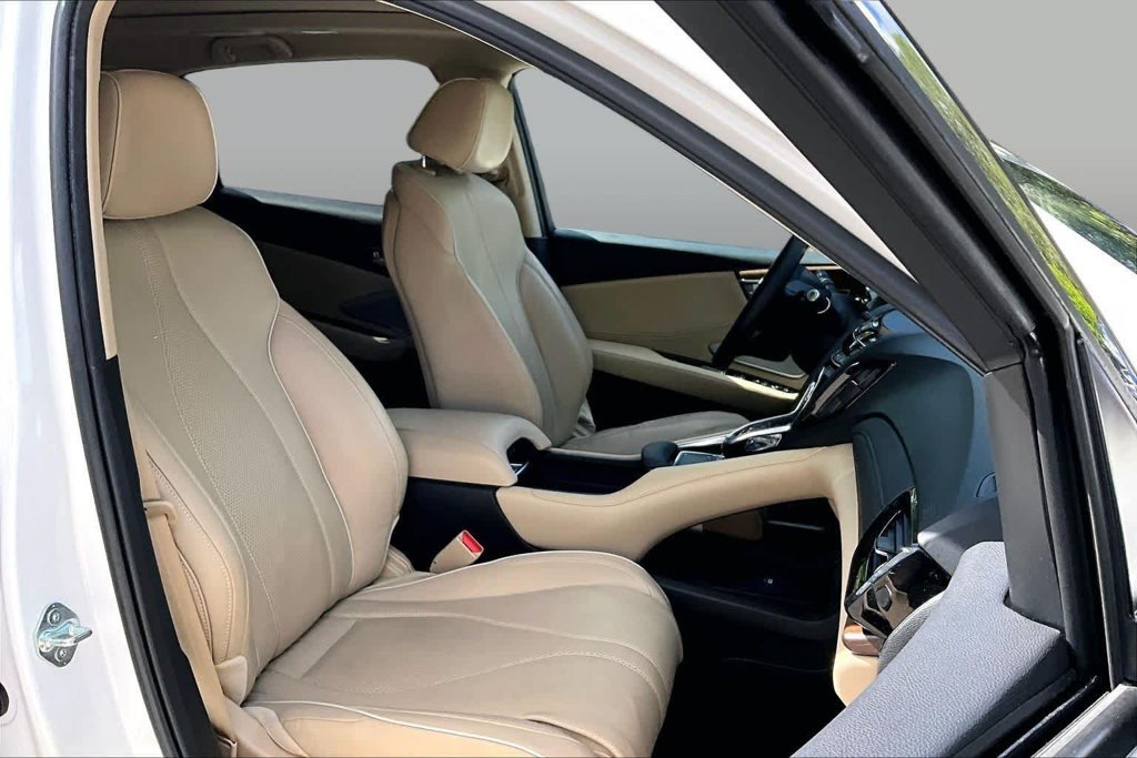 Used 2024 White Acura Advance Package image 9