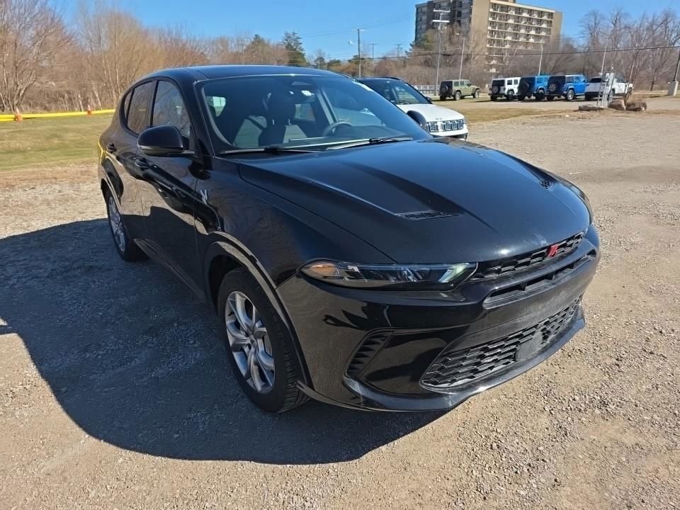 Used 2024 Dodge Hornet R/T Plus with VIN ZACPDFDW4R3A21288 for sale in Kansas City