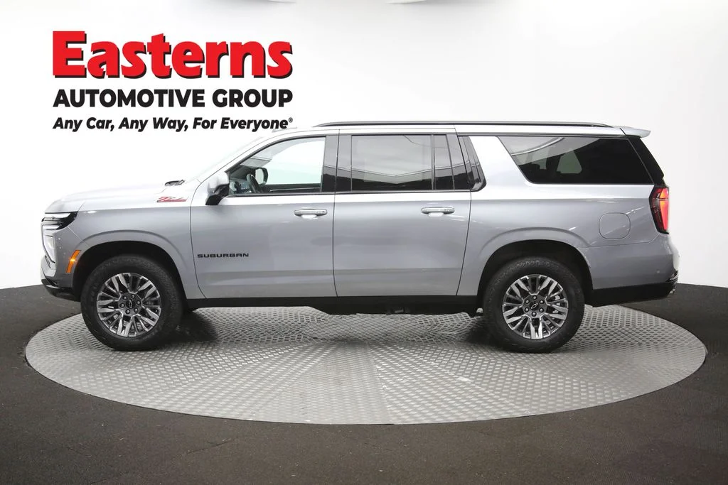 Used 2025 Gray Chevrolet Z71 image 64