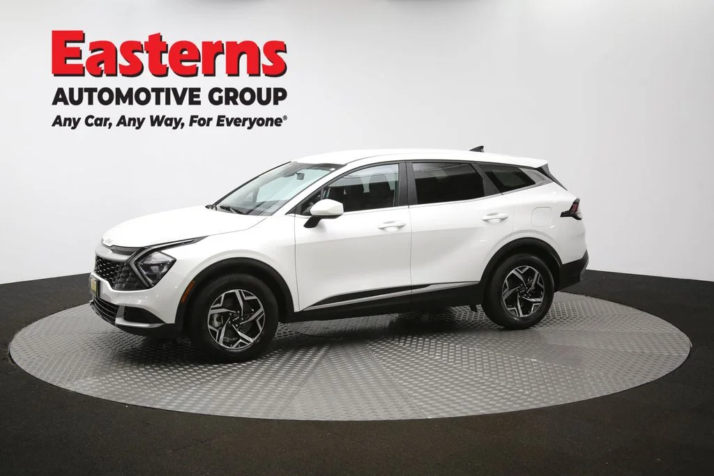 Used 2023 White Kia LX image 55