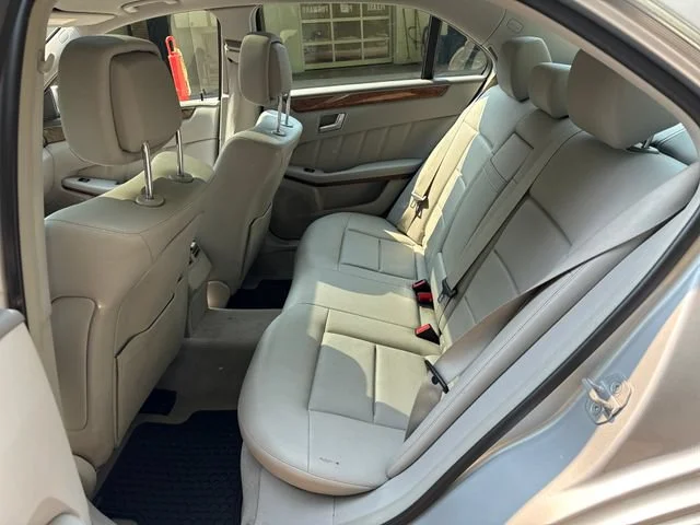 Used 2012 Quartz Blue Metallic Mercedes-Benz E 350 image 13