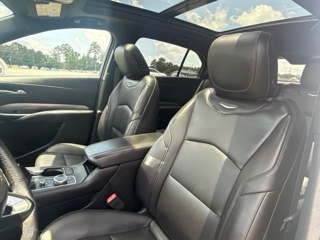 Used 2019 White Cadillac Premium Luxury image 14