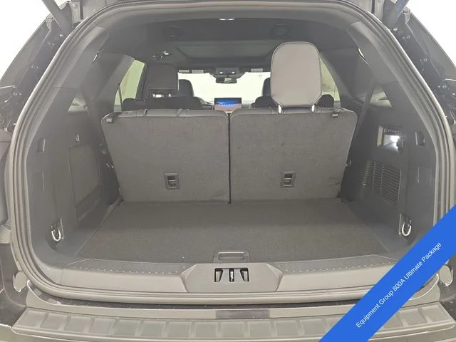 New 2026 Agate Black Metallic Ford Tremor® image 18