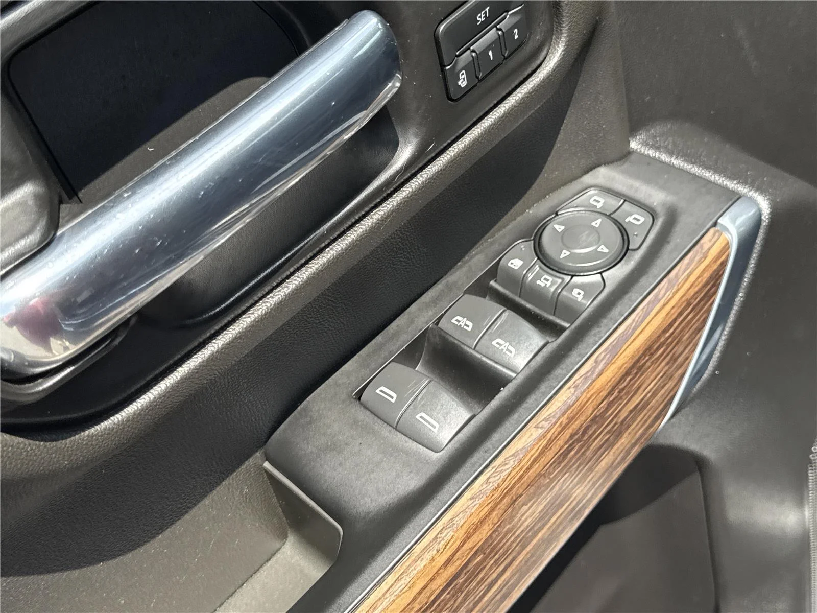 Used 2022 Black Chevrolet High Country image 19