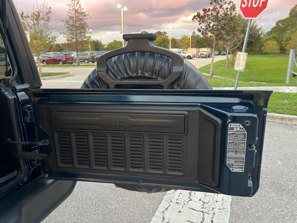 Certified Used 2025 Blue Jeep Sport image 13
