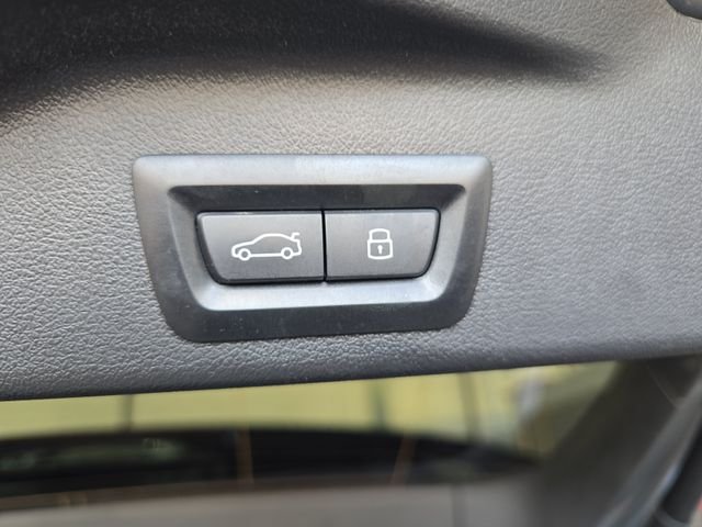 Used 2024 Gray BMW M60i image 16