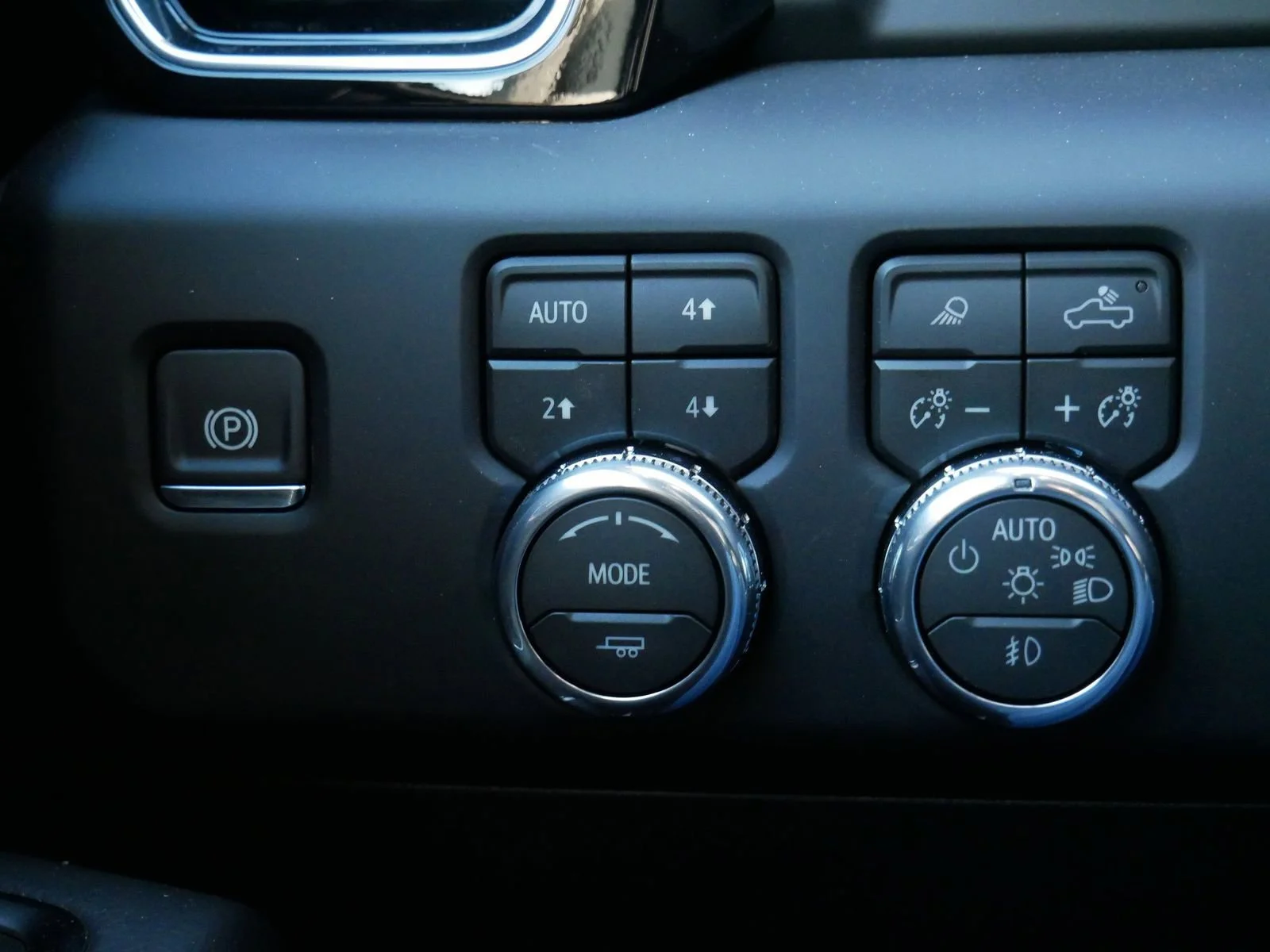 2026 GMC Sierra 3500HD Denali - Photo 15