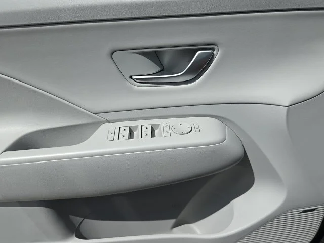 2024 Hyundai Kona Limited - Photo 26