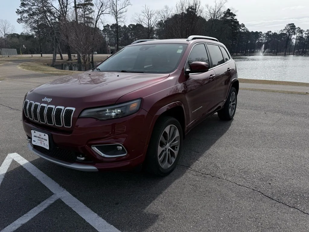 2019 Jeep Cherokee Overland
