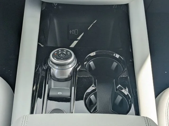 New 2026 Space White Metallic Ford Platinum™ image 19