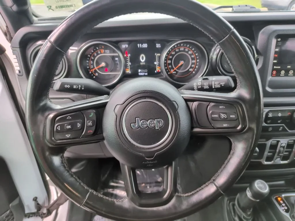 Certified Used 2020 White Jeep Unlimited Sport Altitude image 20
