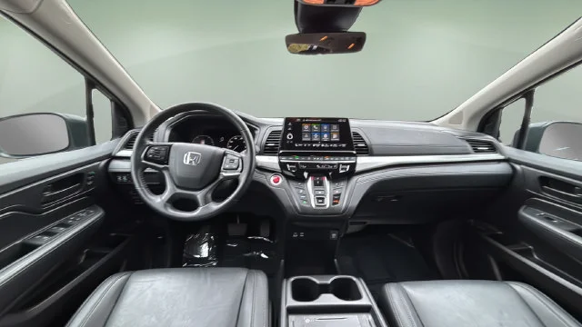 Used 2025  Honda EX-L image 16