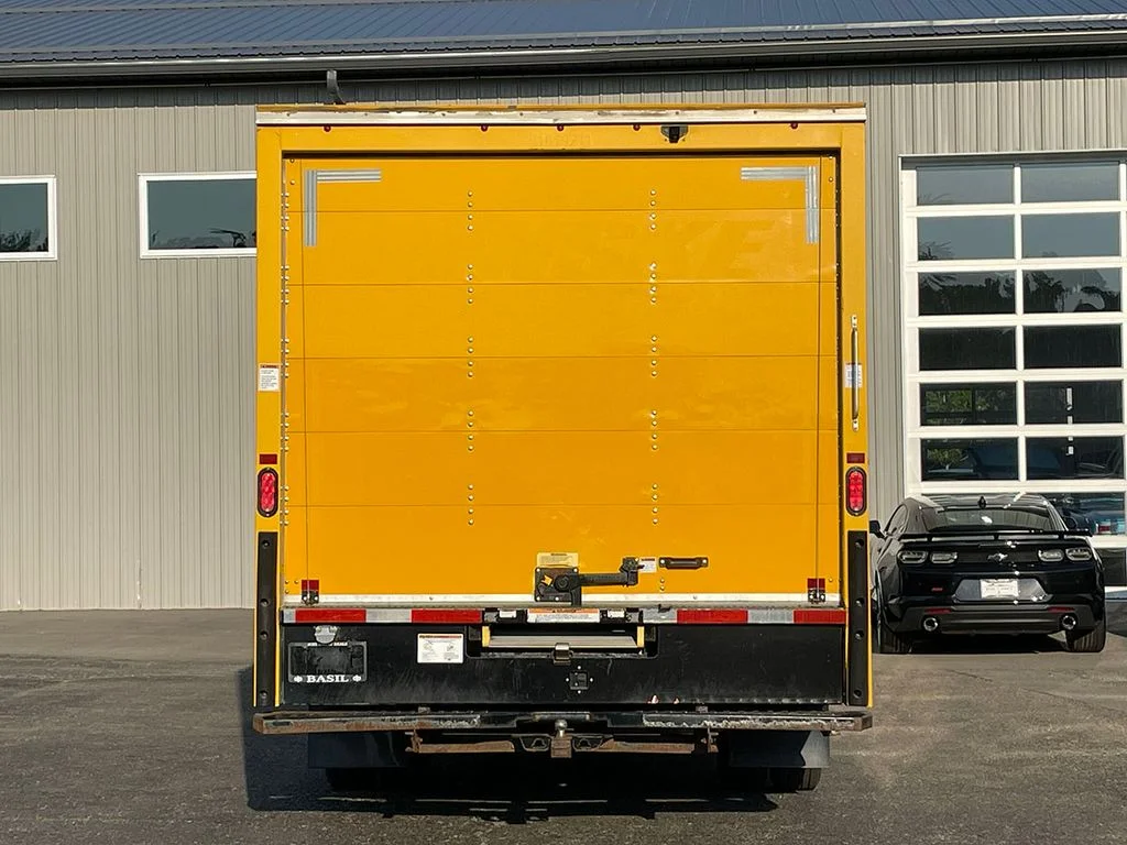 Used 2021  GMC Work Van image 10