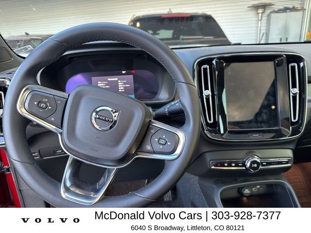 Used 2023 Red Volvo Twin Plus image 5