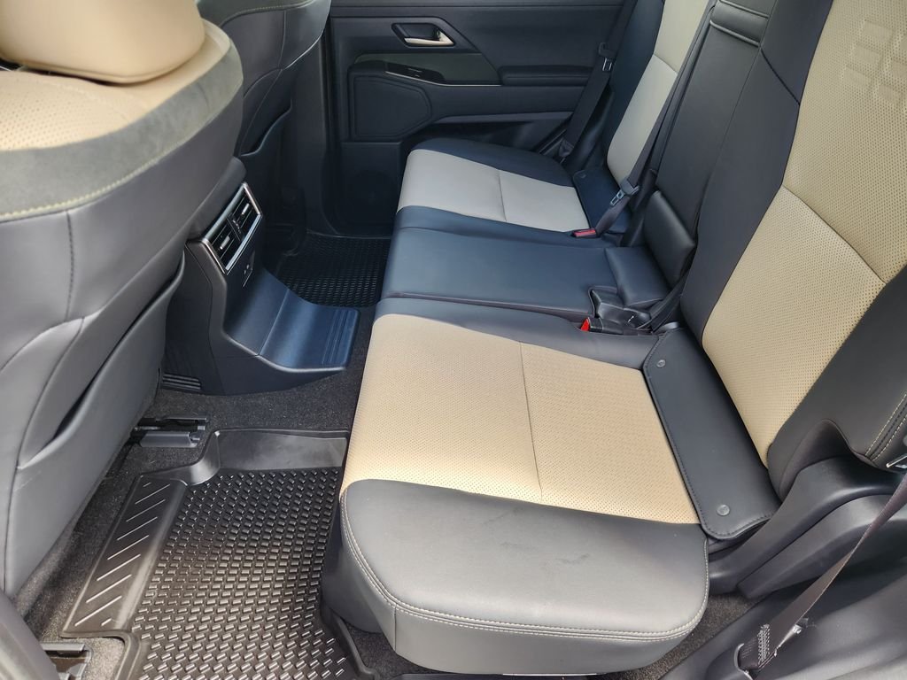 Used 2024 White Pearl Lexus 550 Overtrail image 30