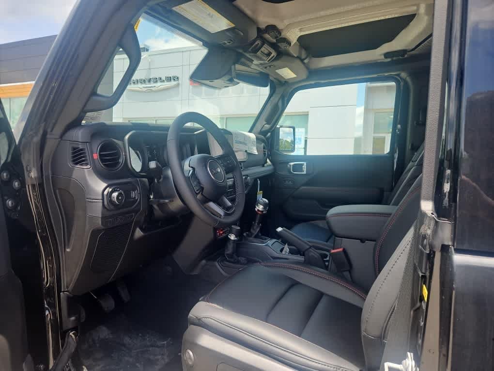 New 2026 Black Clearcoat Jeep Rubicon X image 16