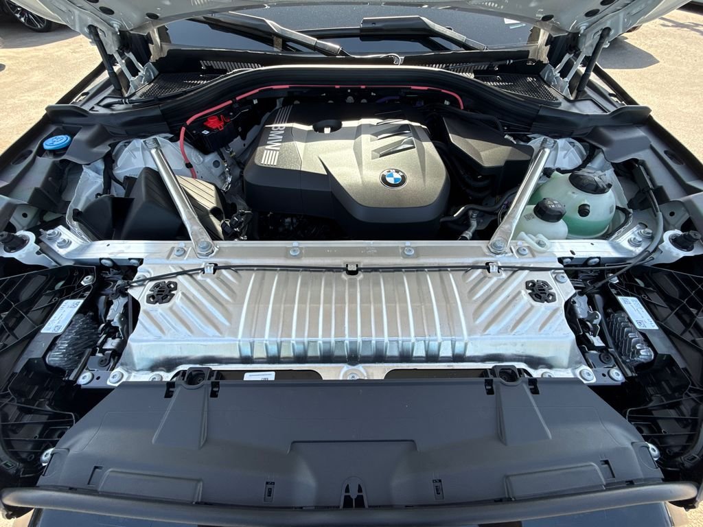 New 2026 Alpine White BMW 30 xDrive image 8