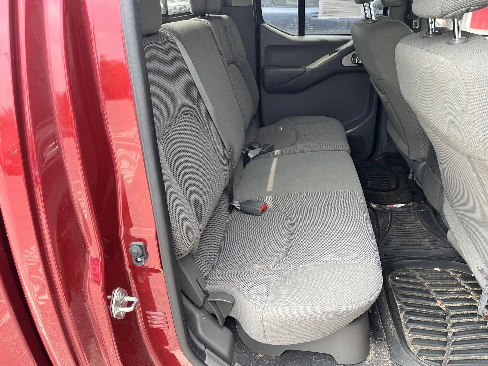 Used 2020 Cayenne Red Metallic Nissan SV image 13