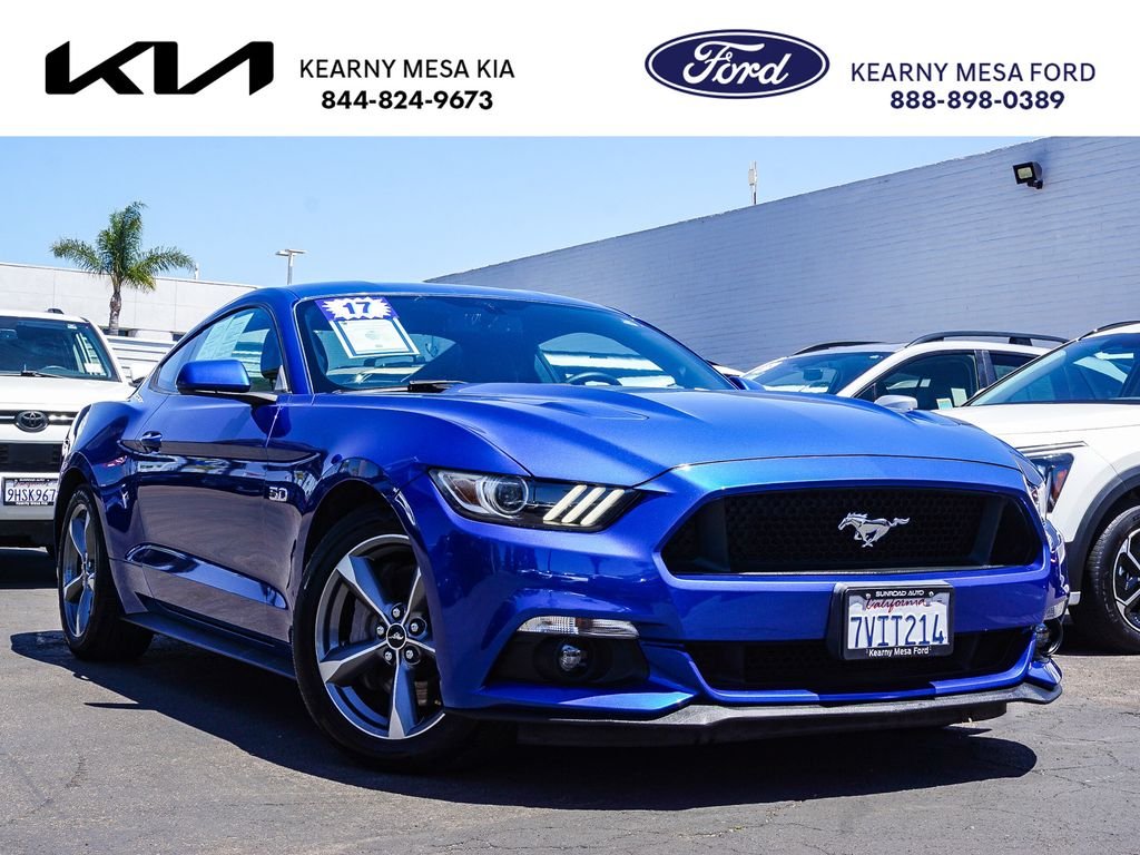 Used 2017 Blue Ford GT image 1