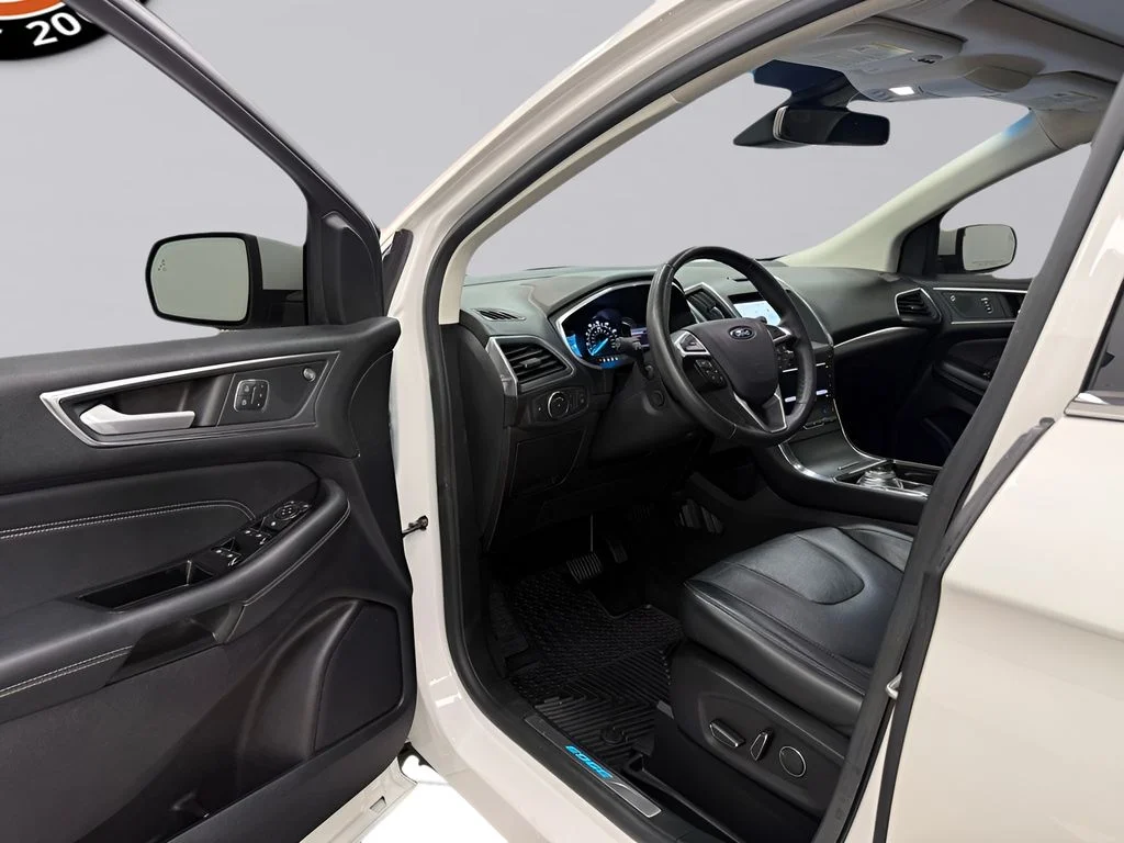 Used 2019 White Ford Titanium image 9