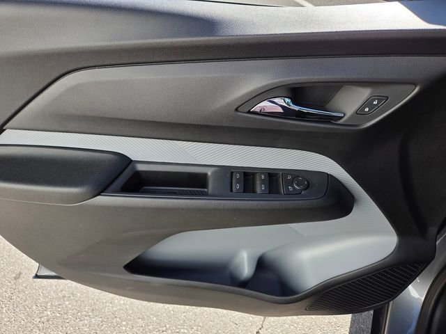 2027 Chevrolet Bolt LT - Photo 9