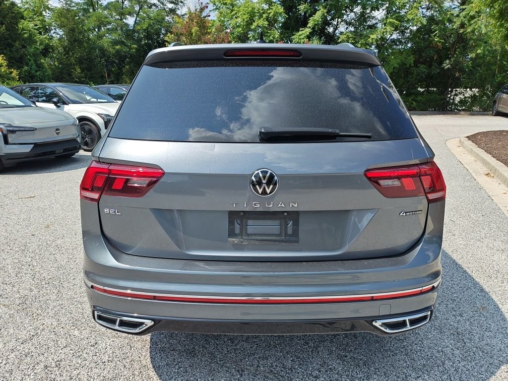 Used 2022 Gray Volkswagen 2.0T SEL R-Line image 6