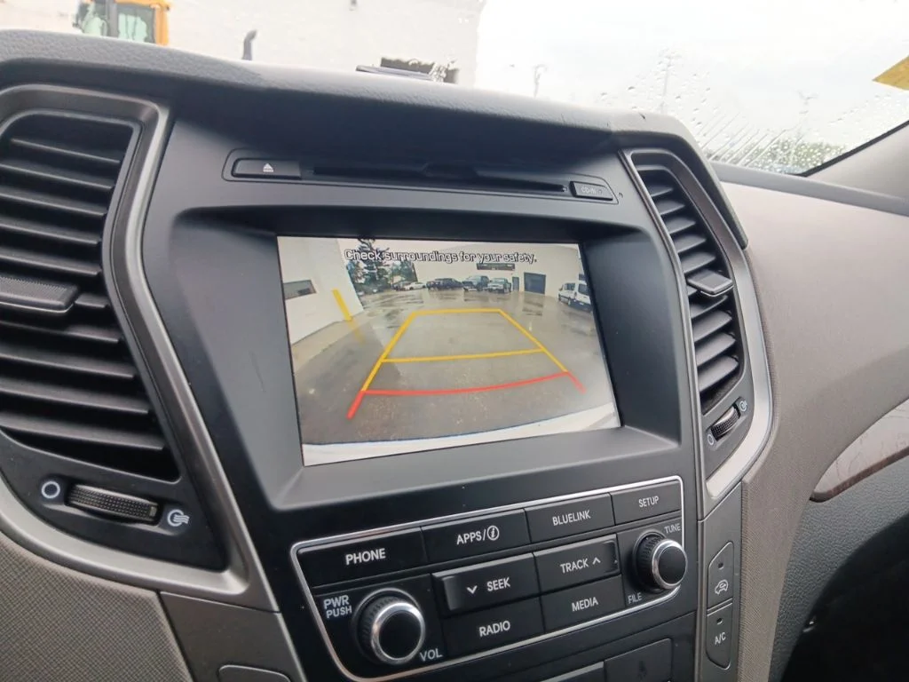 Used 2018 Pearl White Hyundai 2.4 Base image 22