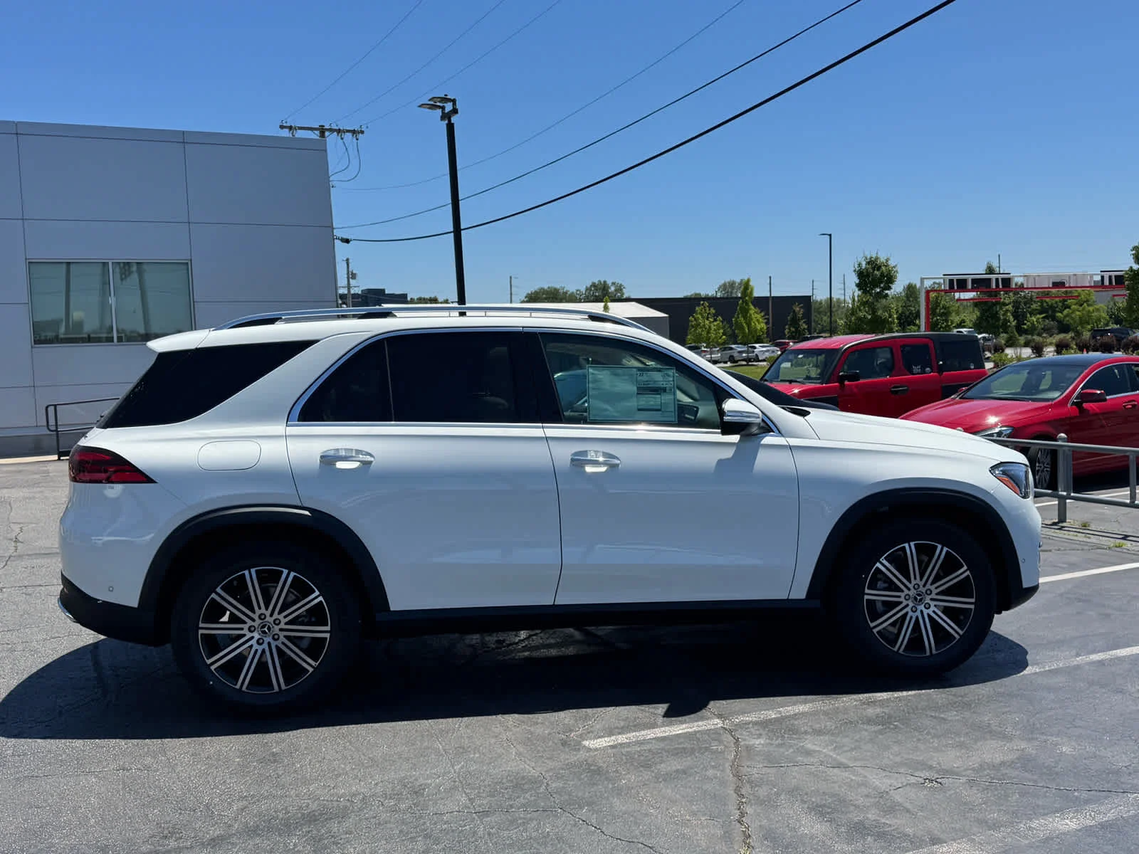 New 2026 Polar White Mercedes-Benz GLE 350 image 9