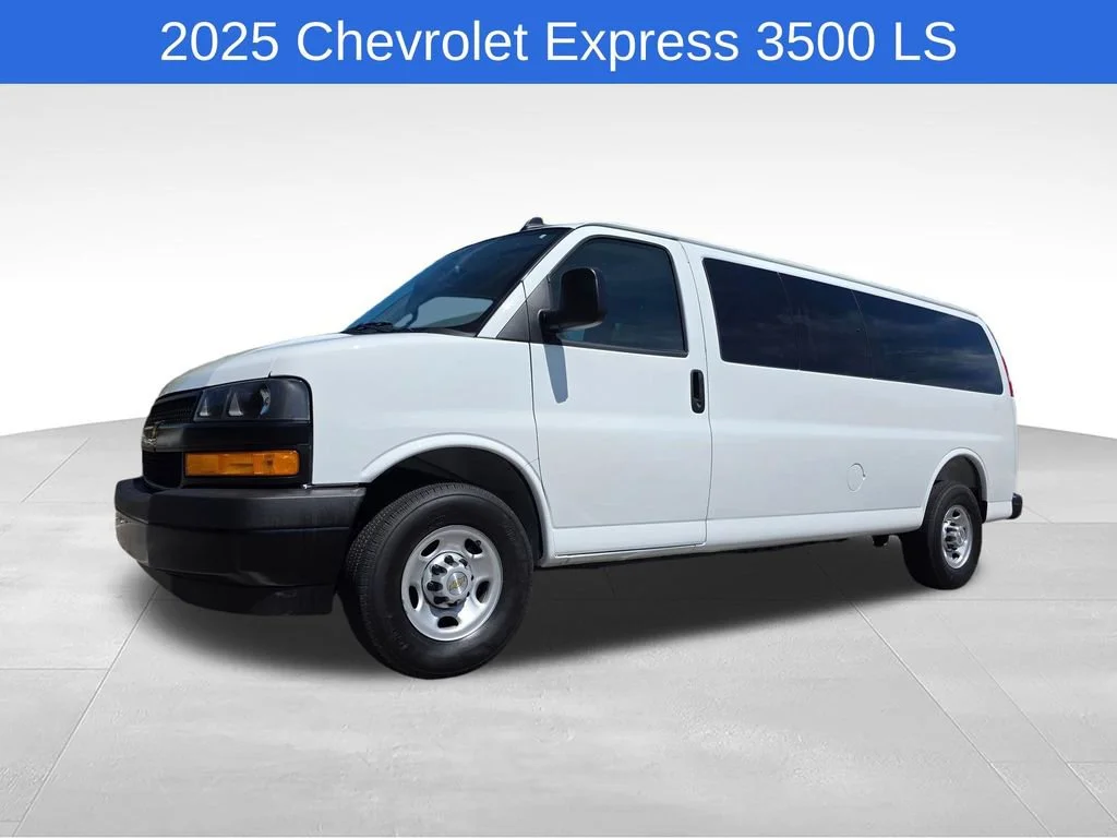 Used 2025 Summit White Chevrolet 1LS image 10