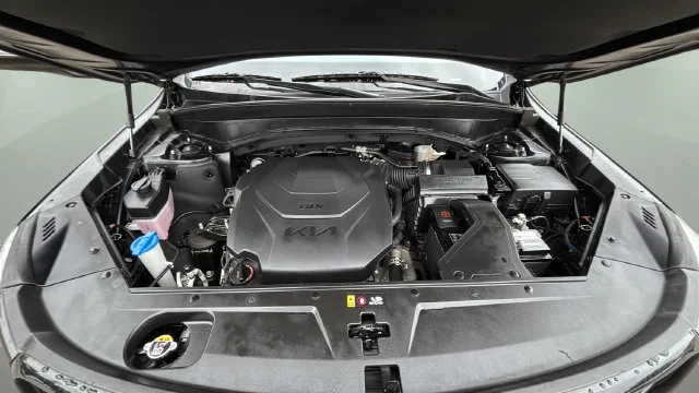 Used 2022 Black Kia SX image 33