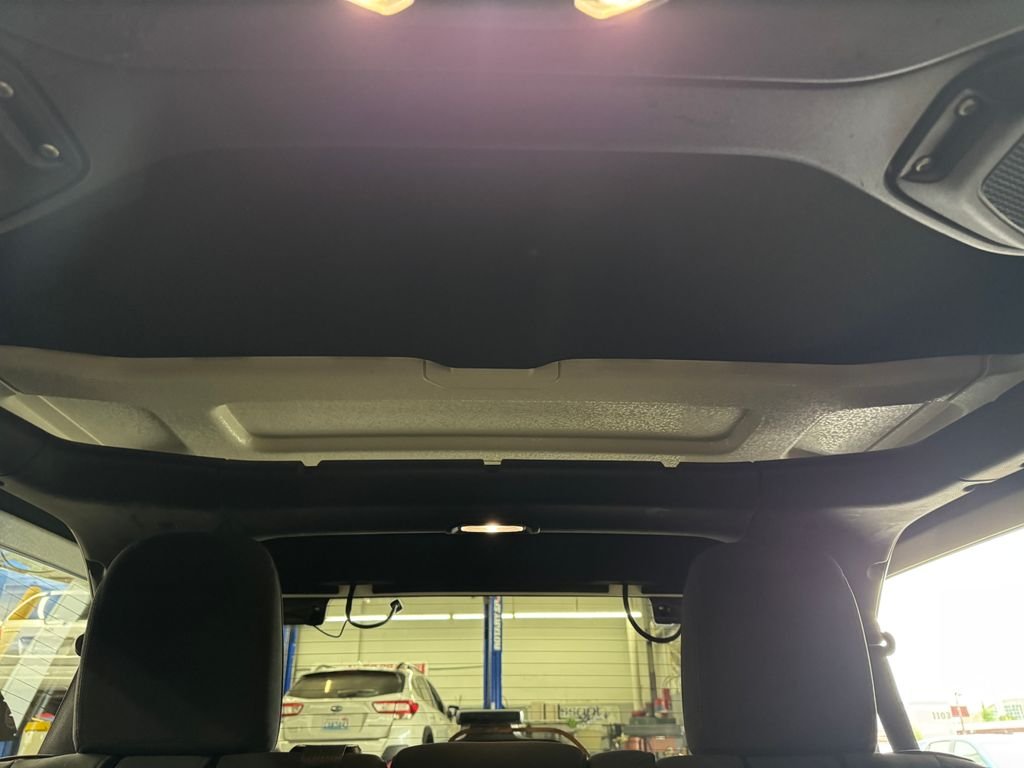 Used 2022 Green Jeep Unlimited Sport Altitude image 25