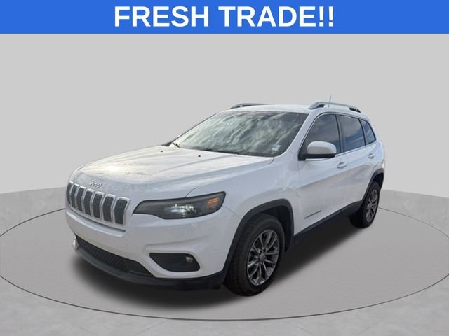 Used 2020 White Jeep Latitude Plus image 1