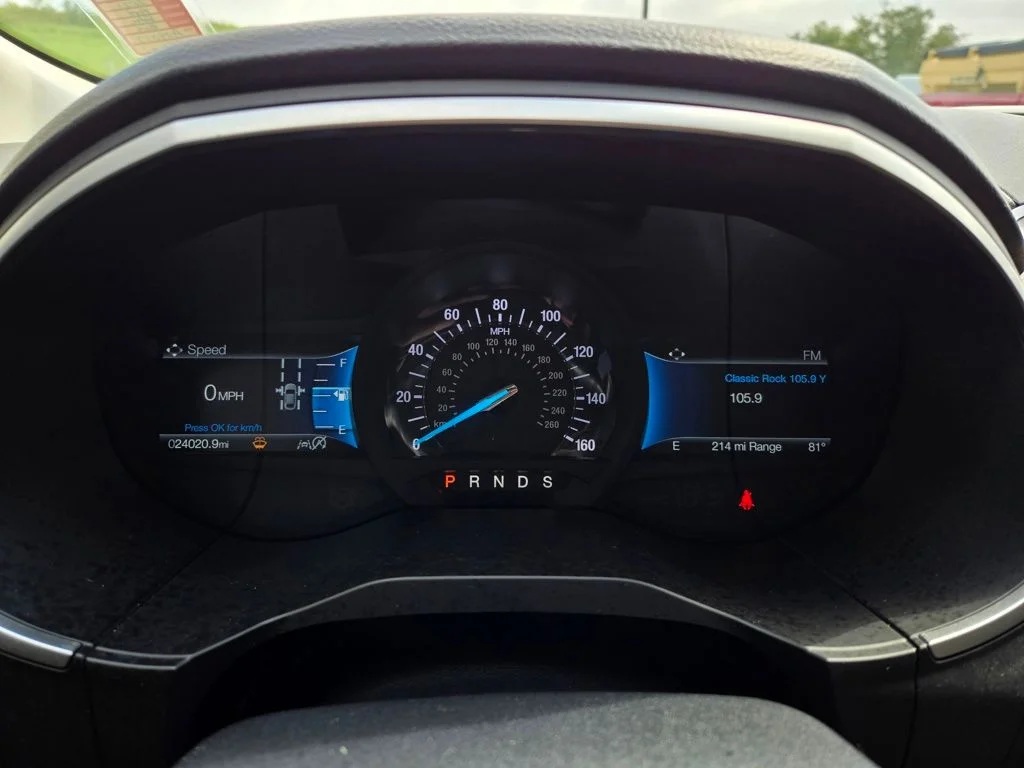 Used 2021 Blue Ford SE image 19