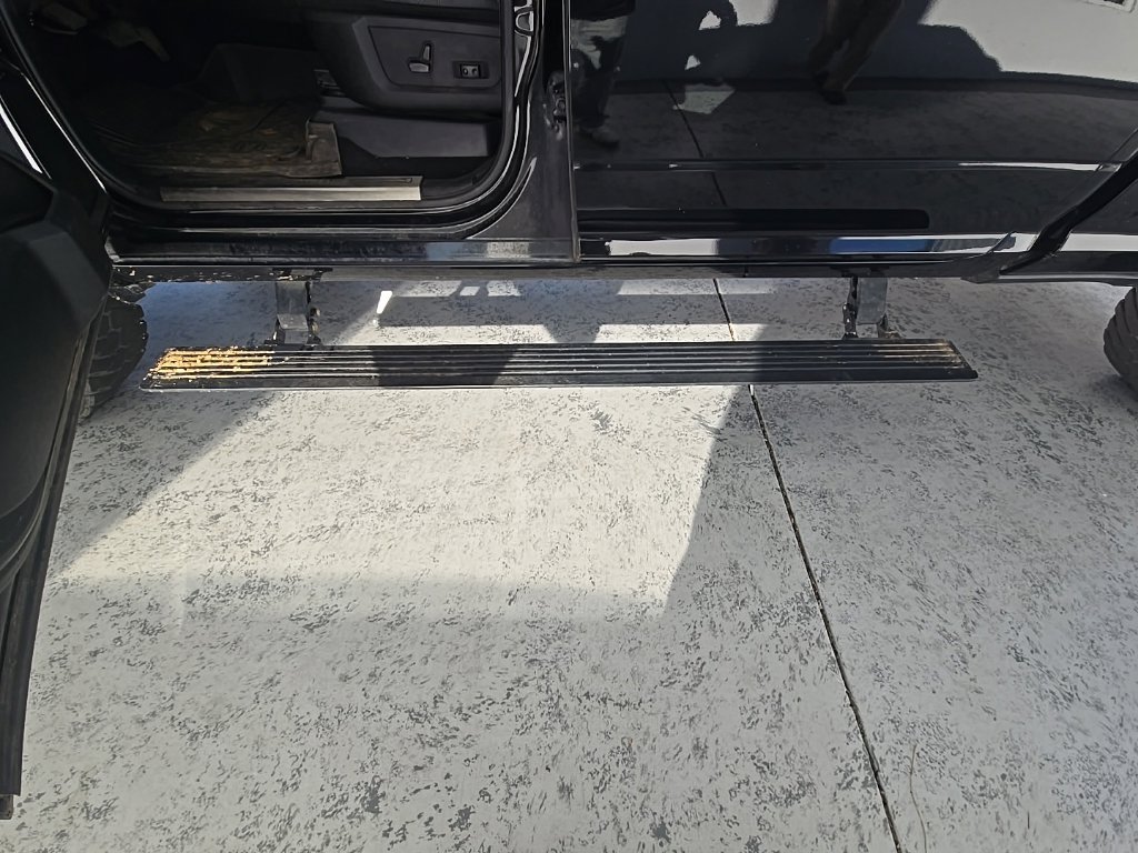 Used 2022 Black Ram Limited image 5